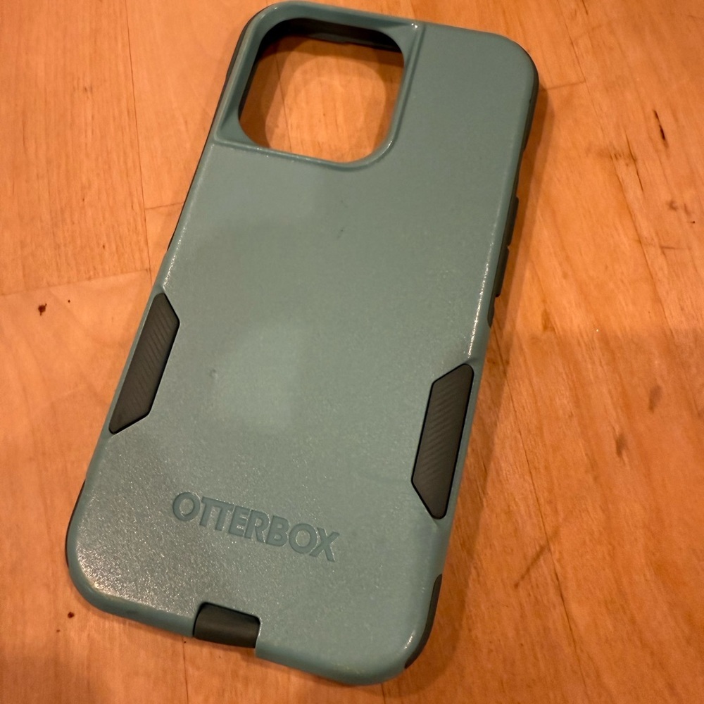 OtterBox Teal Commuter Phone Case
